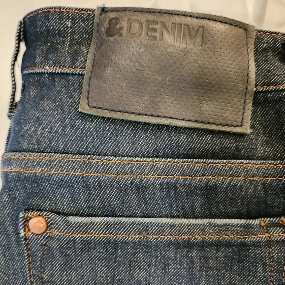 H&M 360 Tech Stretch Dark Jeans - Picture 3 of 3